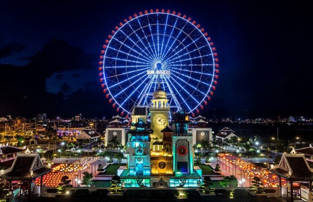 V&ograve;ng quay Sun Wheel khổng lồ tại Asia Park