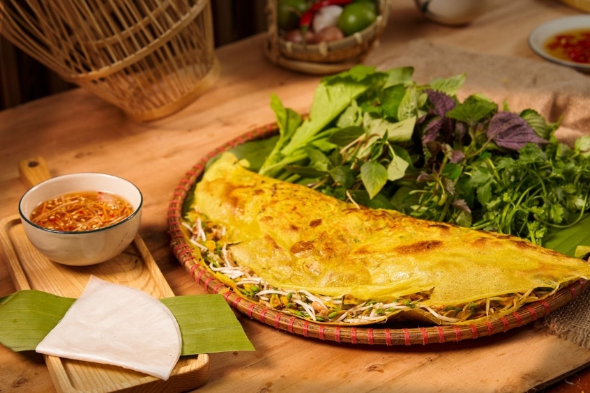 B&aacute;nh x&egrave;o Nam Bộ - M&oacute;n ăn truyền thống nổi tiếng của Việt Nam