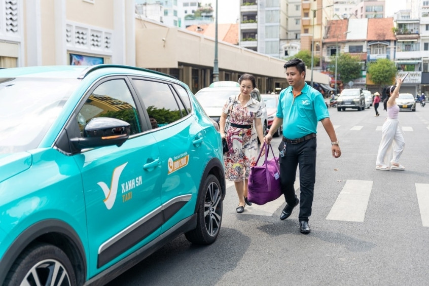 Dịch vụ Taxi - Phương tiện dễ d&agrave;ng bắt được ở bất cứ đ&acirc;u 