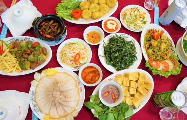 cơm ni&ecirc;u đ&agrave; nẵng