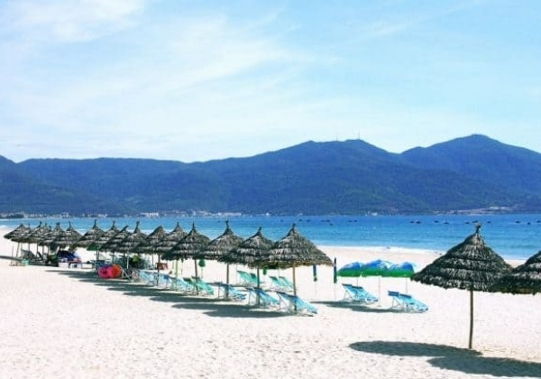 thư th&aacute;i b&ecirc;n bờ c&aacute;t biển bắc mỹ an