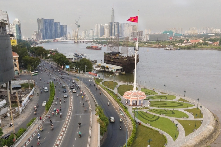 Di t&iacute;ch Cột cờ Thủ Ngữ cổ k&iacute;nh đứng t&ocirc;n nghi&ecirc;m, chứng nh&acirc;n lịch sử b&ecirc;n bờ bến Bạch Đằng