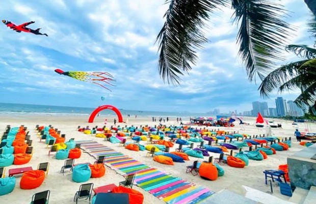 chợ c&aacute; gỗ m&acirc;n th&aacute;i