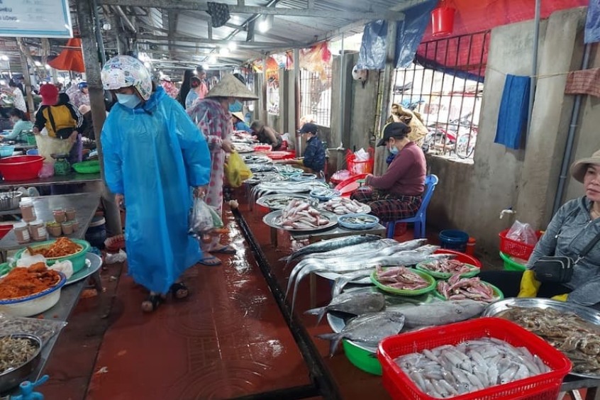 chợ chiều đ&agrave; nẵng