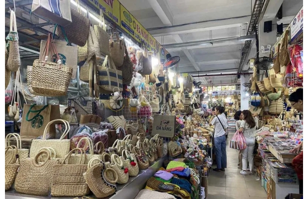 khu thời trang chợ cồn đ&agrave; nẵng