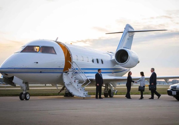 chuyến bay charter l&agrave; g&igrave;