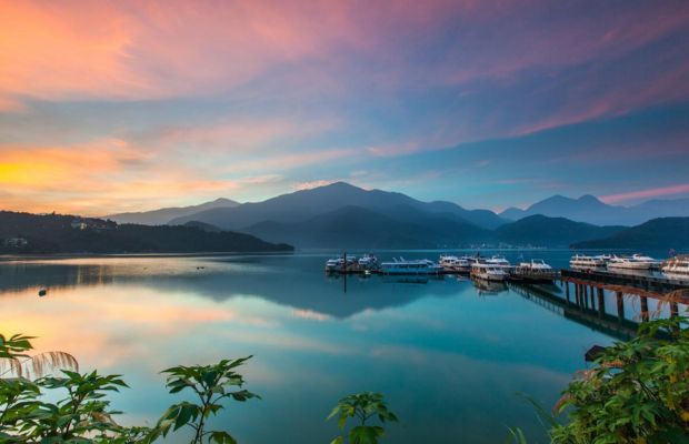 Hồ Nhật Nguyệt