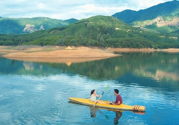 kayak tại b&atilde;i nam