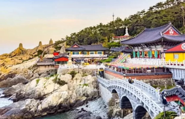 Haedong Yonggungsa: Ng&ocirc;i ch&ugrave;a tr&ecirc;n biển