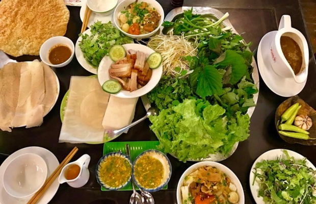 B&aacute;nh tr&aacute;ng cuốn thịt heo qu&aacute;n Đ&ocirc;ng Đ&agrave; Nẵng