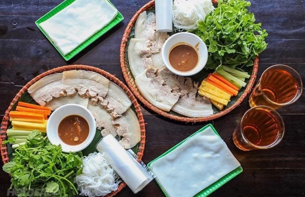 B&aacute;nh tr&aacute;ng cuốn thịt heo B&agrave; Mua Đ&agrave; Nẵng
