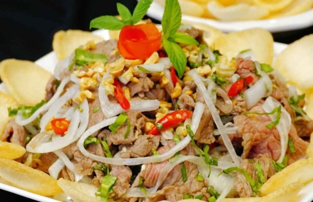 Kinh nghiệm đi ăn b&ecirc; thui Cầu Mống tại Đ&agrave; Nẵng