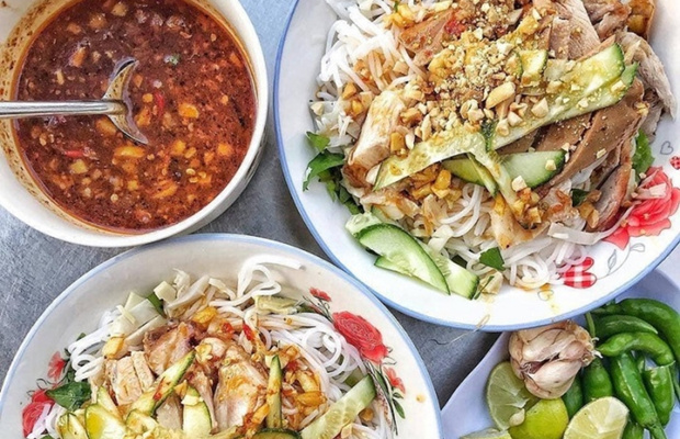 B&uacute;n mắm n&ecirc;m b&agrave; đ&ocirc;ng đ&agrave; nẵng đậm vị