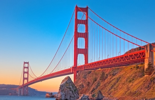 Cầu Cổng V&agrave;ng