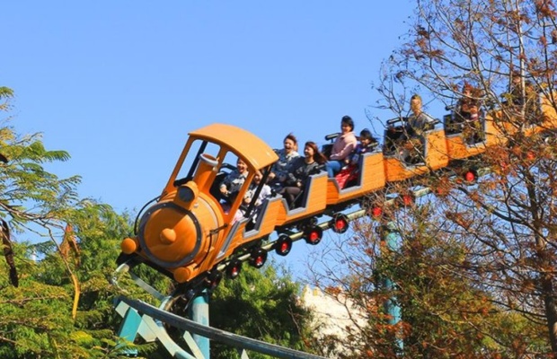 Tr&ograve; chơi cảm gi&aacute;c mạnh tại Lihpao Land