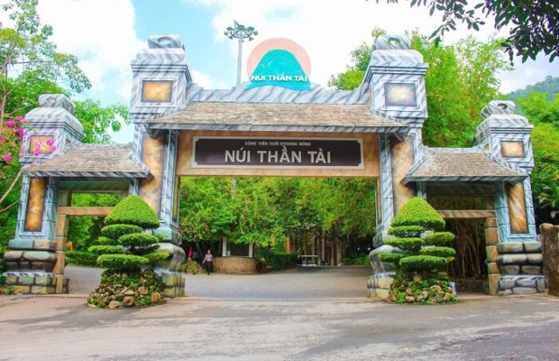 "Vi&ecirc;n ngọc qu&yacute;" nằm giữa khu bảo tồn B&agrave; N&agrave; N&uacute;i Ch&uacute;a