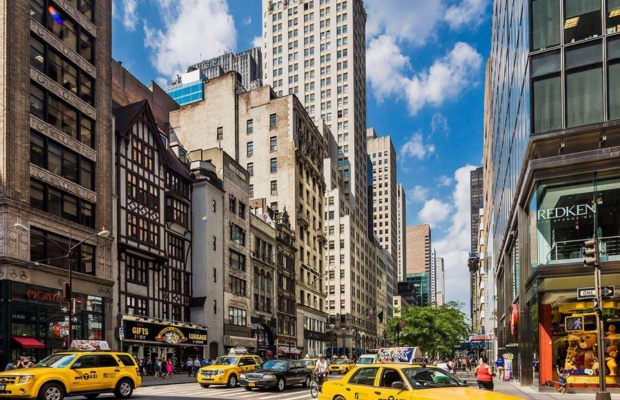 Thi&ecirc;n đường mua sắm xa hoa nhất h&agrave;nh tinh

