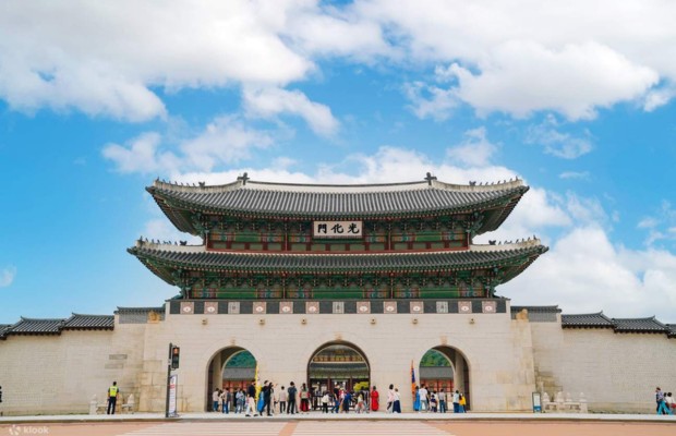 C&aacute;c cổng phụ tại cung điện Gyeongbokgung