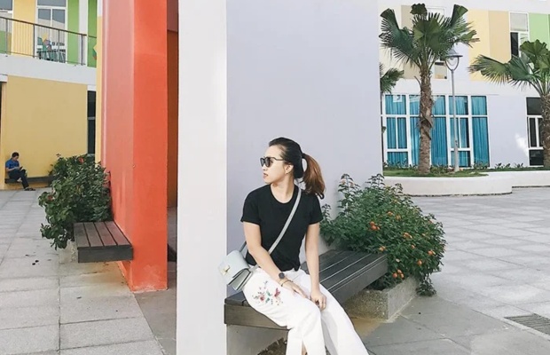 Kh&ocirc;ng gian tho&aacute;ng đ&atilde;ng 