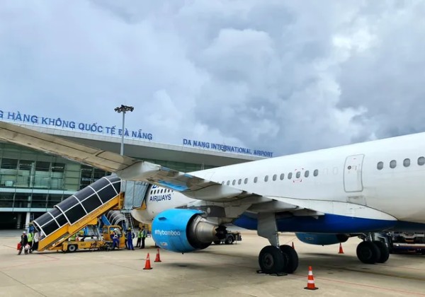 s&acirc;n bay Quốc tế Đ&agrave; Nẵng