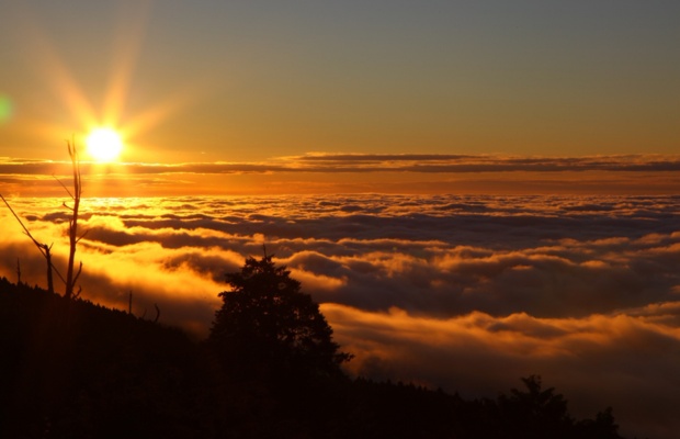 Top 8 địa điểm ngắm bình minh Đài Loan đẹp quên lối về