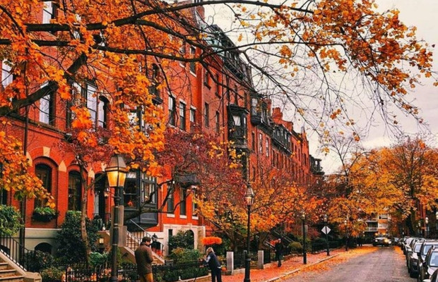 Thời gian du lịch Boston