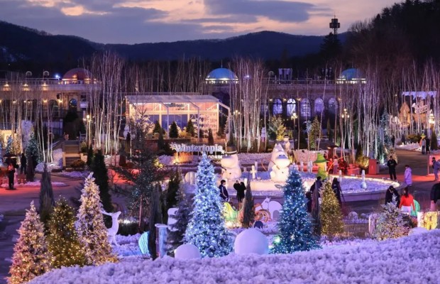 Chợ Gi&aacute;ng sinh & lễ hội m&ugrave;a đ&ocirc;ng Seoul