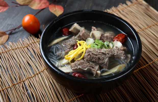 Galbitang - canh sườn b&ograve; xua tan c&aacute;i lạnh