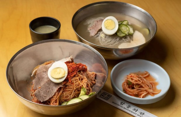 M&igrave; lạnh Naengmyeon ng&ocirc;i sao của ẩm thực du lịch m&ugrave;a h&egrave; H&agrave;n Quốc