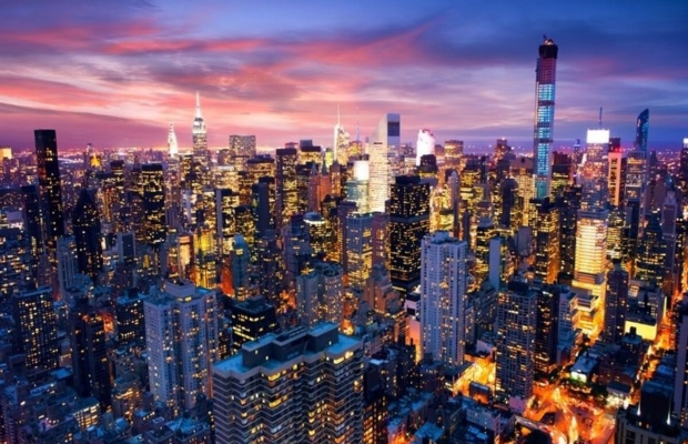 Sự nhộn nhịp của th&agrave;nh phố về đ&ecirc;m