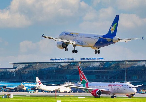 s&acirc;n bay quốc tế Nội B&agrave;i (H&agrave; Nội)