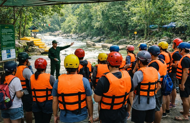 Đảm bảo an to&agrave;n tuyệt đối với mũ bảo hiểm v&agrave; &aacute;o phao chuy&ecirc;n dụng 