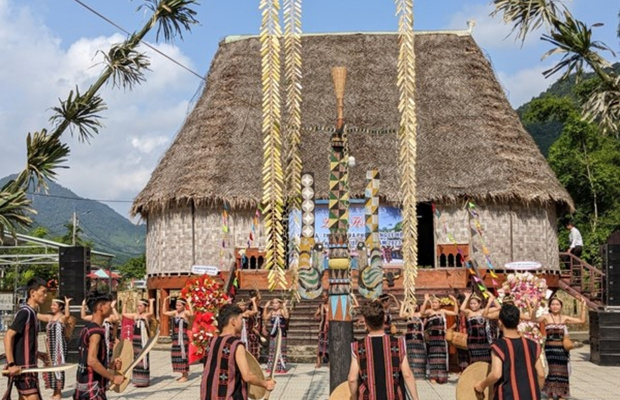 văn ho&aacute; cơ tu