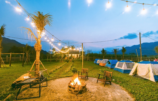 cắm trại ho&agrave; bắc