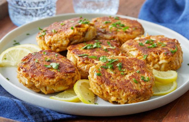 ẩm thực bờ đ&ocirc;ng nước mỹ