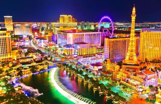 Las Vegas về đ&ecirc;m