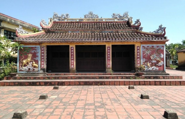 Kiến tr&uacute;c nh&agrave; cổ v&agrave; đ&igrave;nh l&agrave;ng tại l&agrave;ng nghề b&aacute;nh tr&aacute;ng T&uacute;y Loan