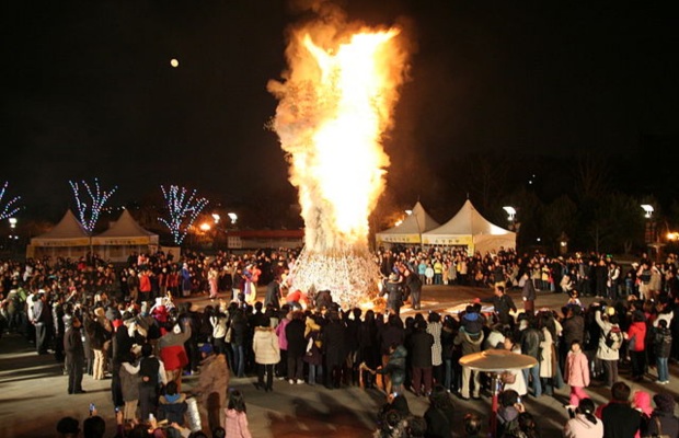 Lễ hội lửa Jeju Hàn Quốc: Cẩm nang trải nghiệm văn hóa rực rỡ