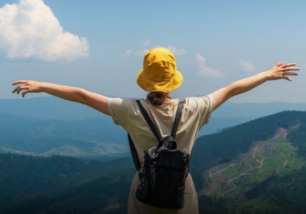 Chi ph&iacute; du lịch Đ&agrave; Nẵng 4 ng&agrave;y 3 đ&ecirc;m tự t&uacute;c