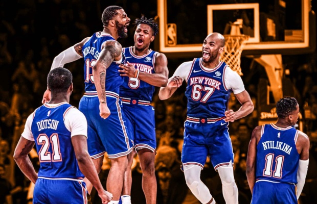 New York Knicks - một trong những đội b&oacute;ng s&aacute;ng lập giải NBA