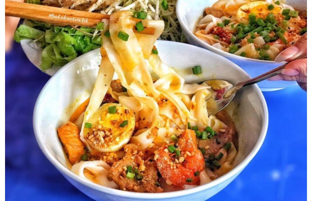 M&igrave; quảng Đ&agrave; Nẵng C&ocirc; S&aacute;u với m&oacute;n m&igrave; ếch thố đất đặc sản