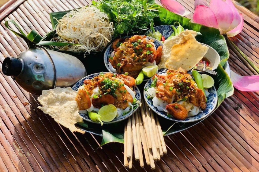 M&igrave; Quảng Trang nổi tiếng Đ&agrave; Nẵng