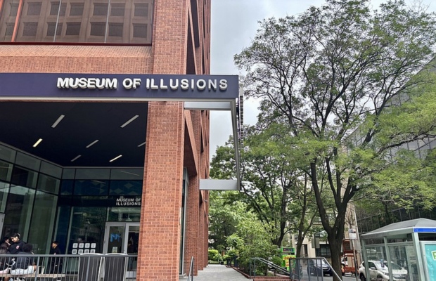 Museum of Illusions Philadelphia