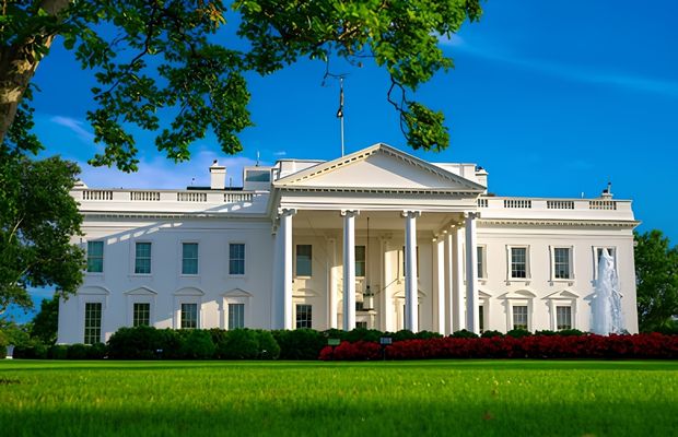 Những sự thật lạ l&ugrave;ng về Nh&agrave; Trắng