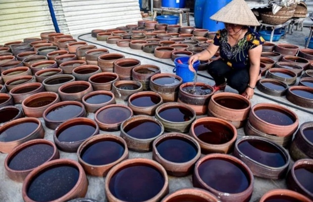 L&agrave;ng nghề nước mắm Nam &Ocirc; hơn 400 năm