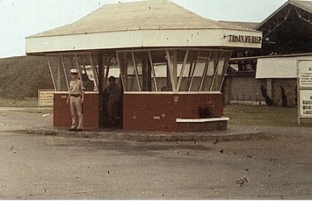 lịch sử s&acirc;n bay đ&agrave;i nam