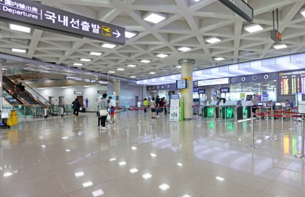 Cấu tr&uacute;c c&aacute;c nh&agrave; ga tại s&acirc;n bay