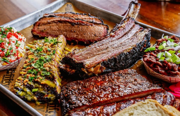 M&oacute;n ăn ch&iacute;nh của người Mỹ v&agrave; văn h&oacute;a tiệc nướng