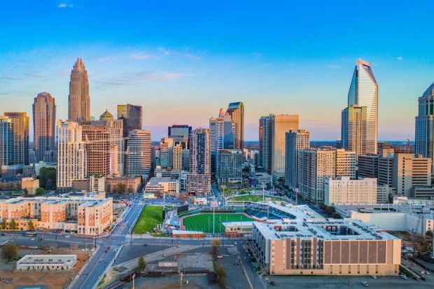 C&aacute;c t&ograve;a nh&agrave; tại khu Uptown Charlotte, North Carolina