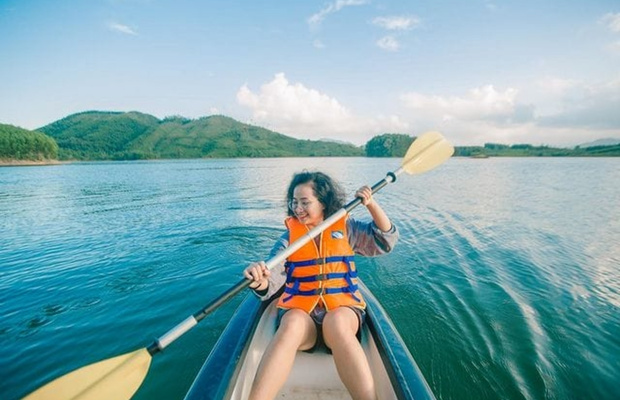 ch&egrave;o sup s&ocirc;ng cu đ&ecirc;